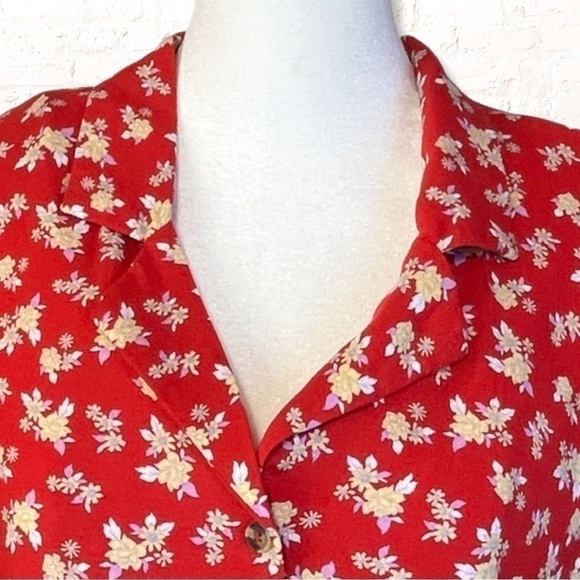 🎁3 for $30 Aeropostale Red Floral Tie Front Button Down Shirt Size - Picture 5 of 8